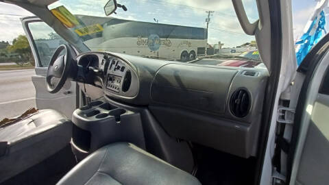 2005 Ford E-Series E-250