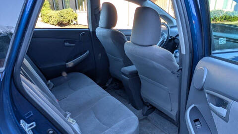 2010 Toyota Prius III