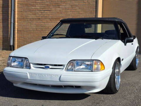 1990 Ford Mustang