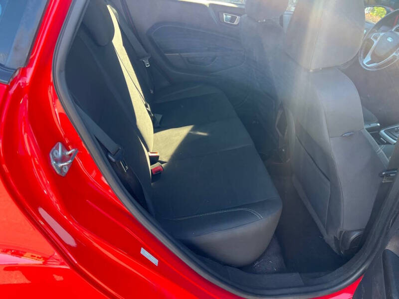 2015 Ford Fiesta SE