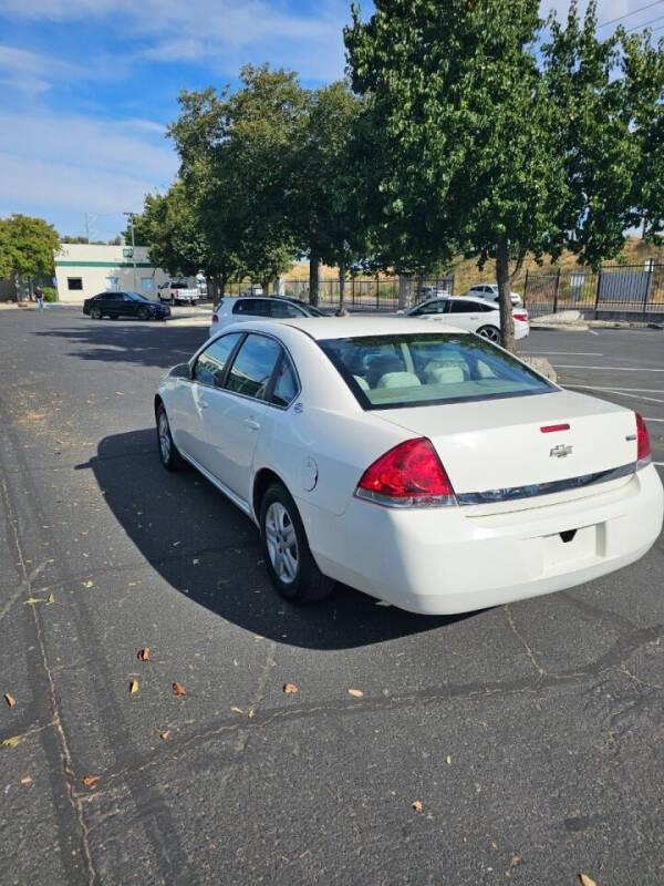 2008 Chevrolet Impala LS photo 5