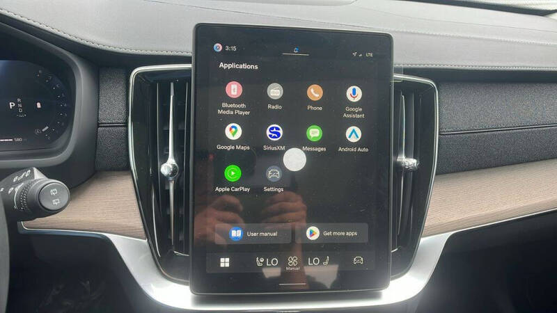 2026 Volvo XC90 B5 Core