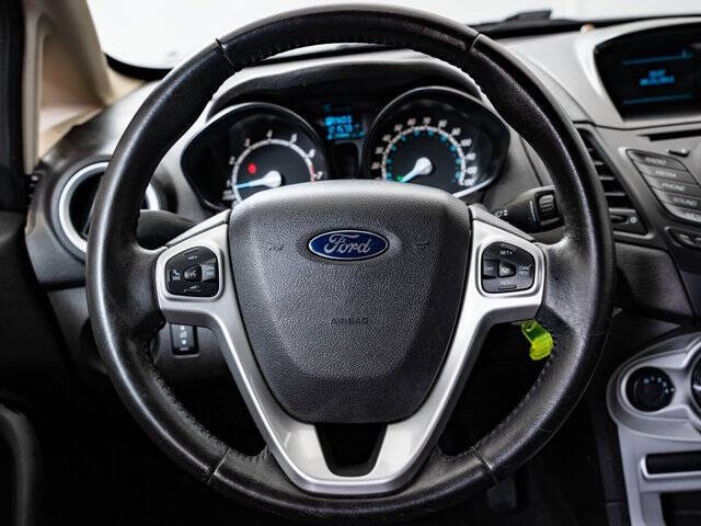 2015 Ford Fiesta SE