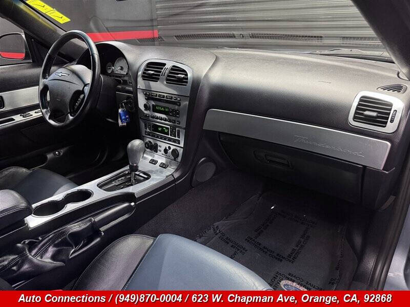 2005 Ford Thunderbird Deluxe