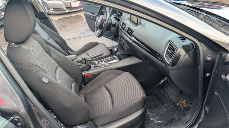 2016 Mazda MAZDA3 i Touring