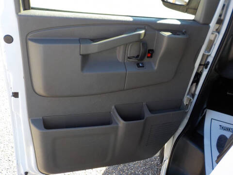 2017 Chevrolet Express 2500