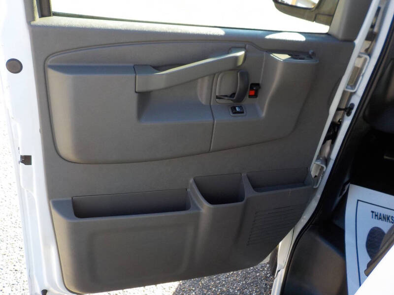 2017 Chevrolet Express 2500