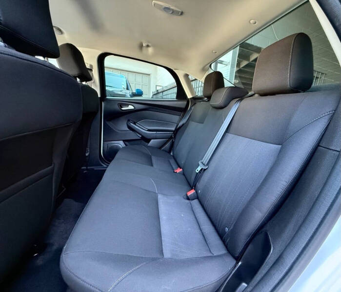 2017 Ford Focus SE