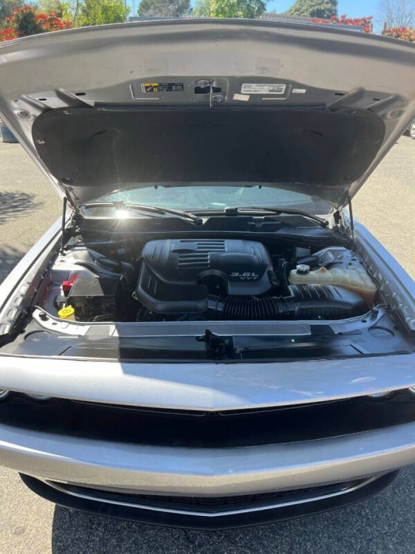 2018 Dodge Challenger SXT