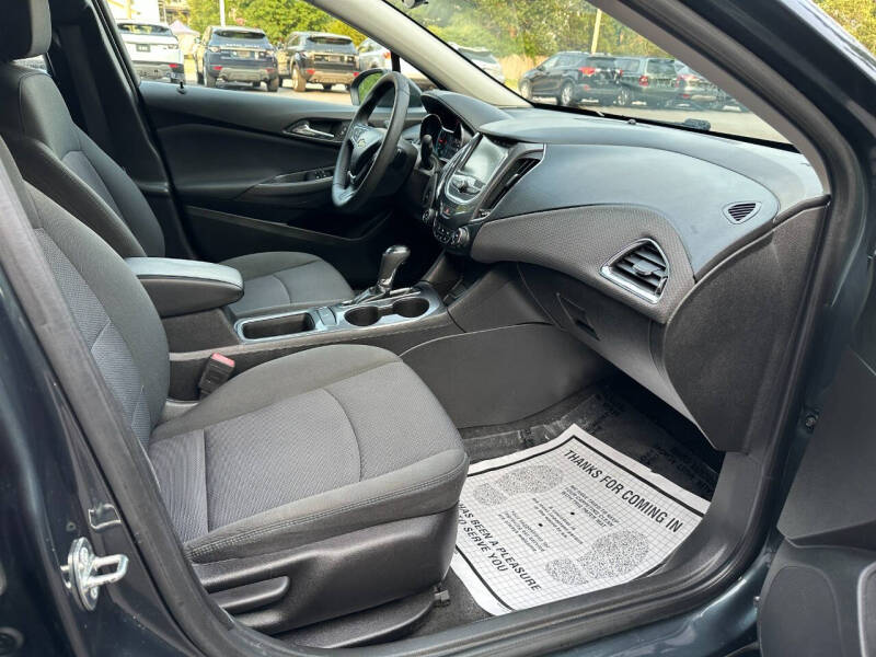 2018 Chevrolet Cruze LT Auto