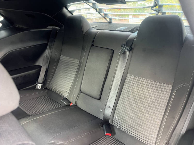 2017 Dodge Challenger SXT