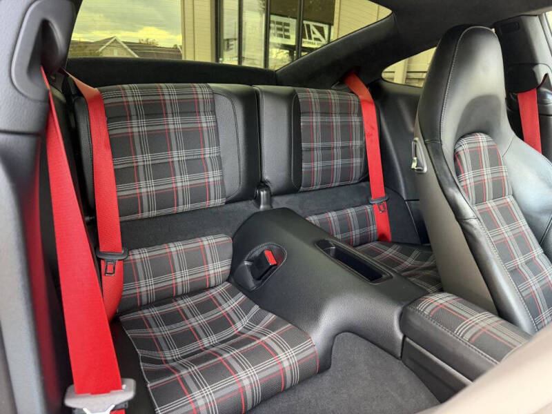 2018 Porsche 911 Carrera GTS