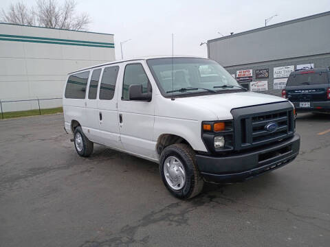 2013 Ford E-Series E-350 SD XL
