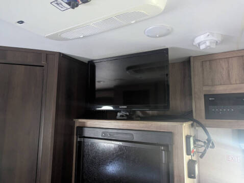 2018 Jayco Jay Feather X17Z / 18ft