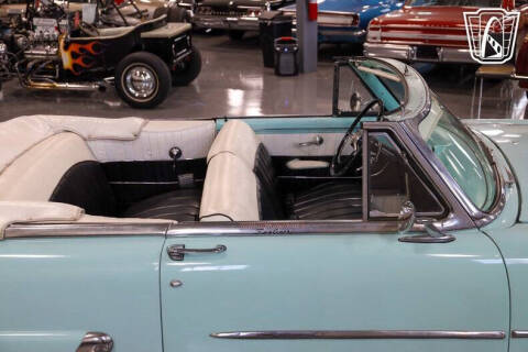 1953 Ford Crestline
