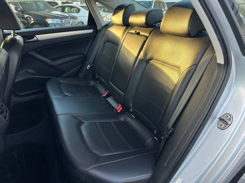 2013 Volkswagen Passat