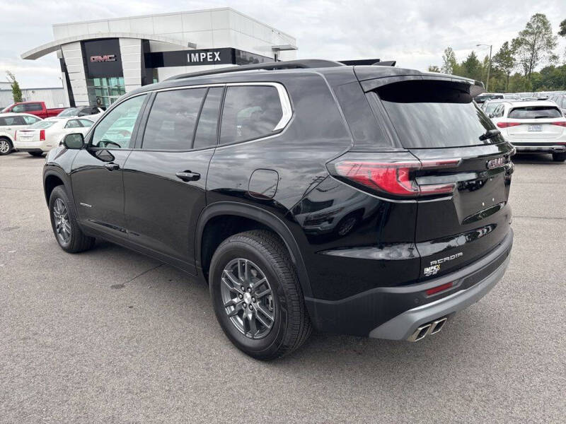 2025 GMC Acadia Elevation