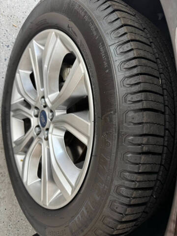 2019 Ford Edge Titanium