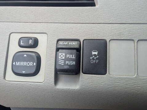 2012 Toyota Sienna XLE 8-Passenger