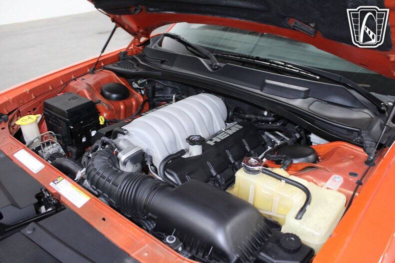 2009 Dodge Challenger SRT8