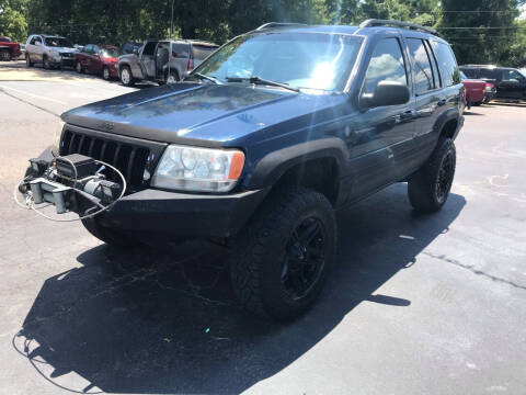 2004 Jeep Grand Cherokee for sale at Sartins Auto Sales in Dyersburg TN