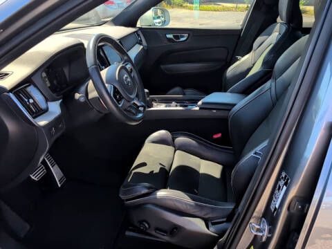 2019 Volvo XC60 T6 R-Design