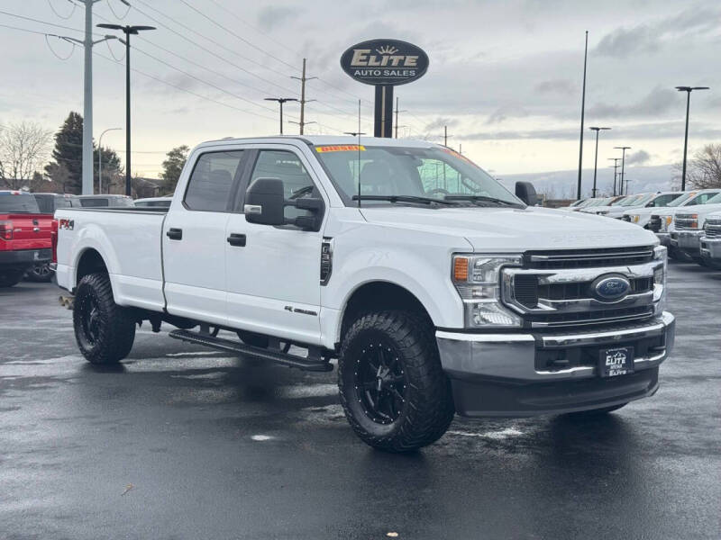 2022 Ford F-350 XLT photo 2