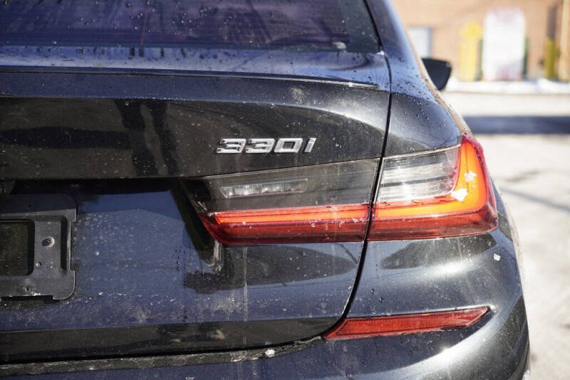 2022 BMW 3 Series 330i