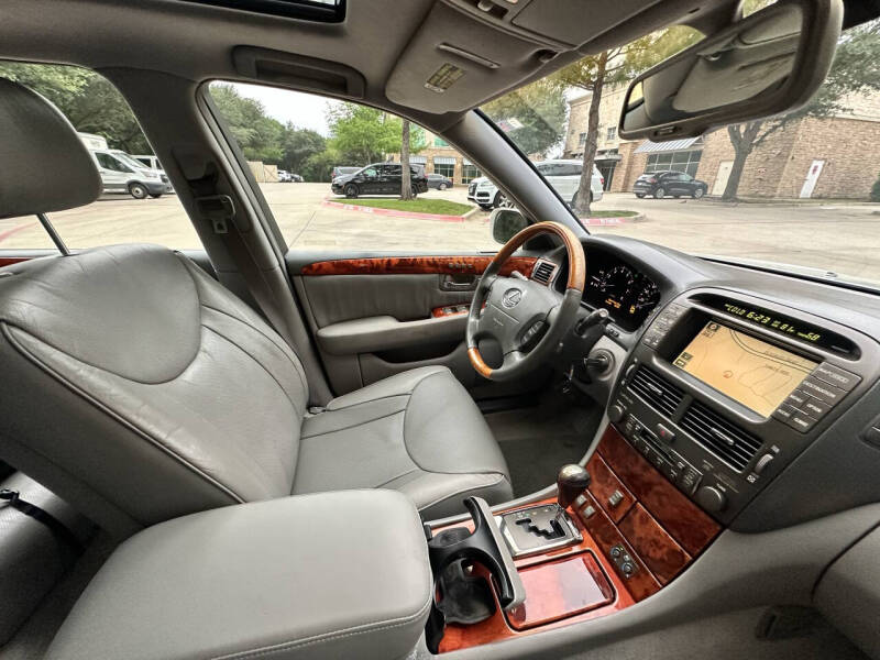 2004 Lexus LS 430
