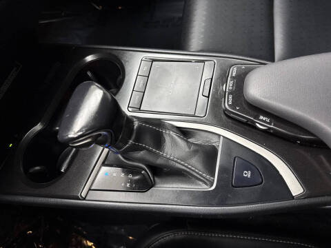 2021 Lexus UX 200