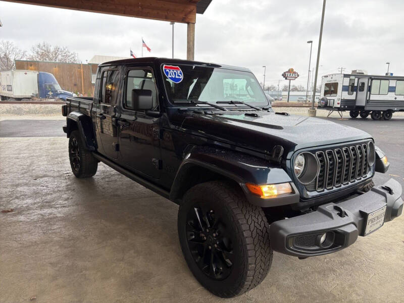 2025 Jeep Gladiator NightHawk