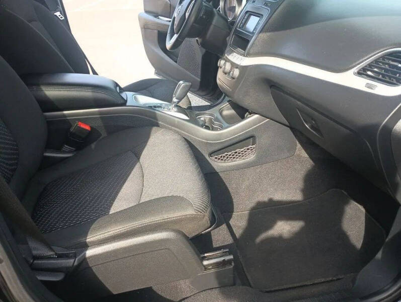 2019 Dodge Journey SE