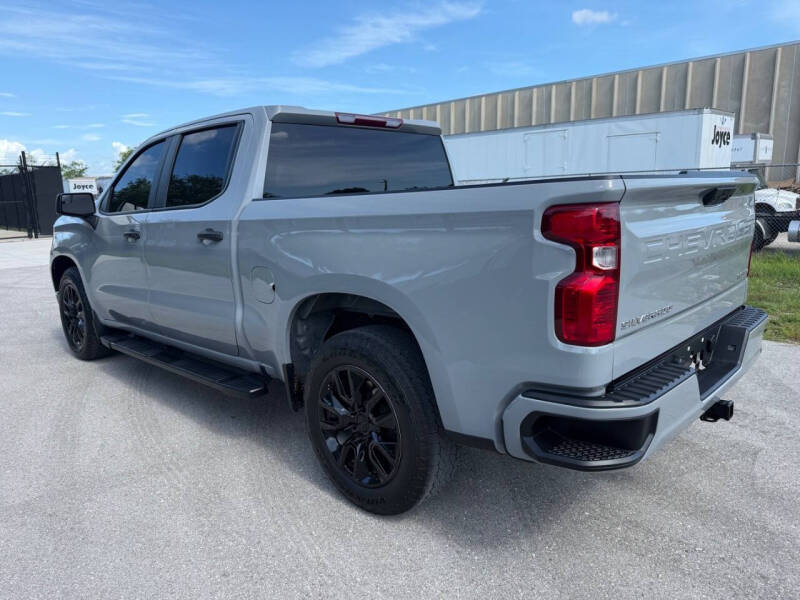 2024 Chevrolet Silverado 1500 Custom