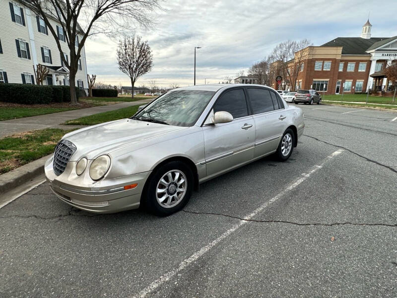 2004 Kia Amanti for sale at B & M Wheels Deals in Salisbury NC