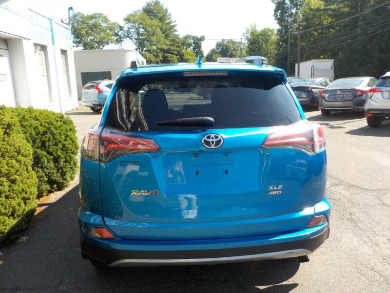 2018 Toyota RAV4 XLE