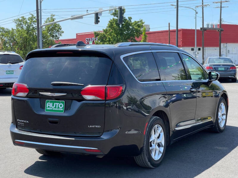 2020 Chrysler Pacifica Limited