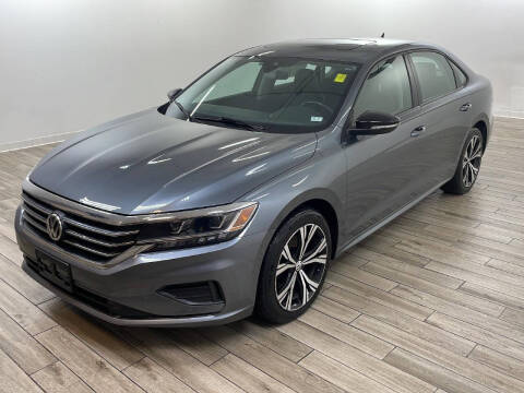 2022 Volkswagen Passat for sale at TRAVERS GMT AUTO SALES - Autos para ti in Florissant MO