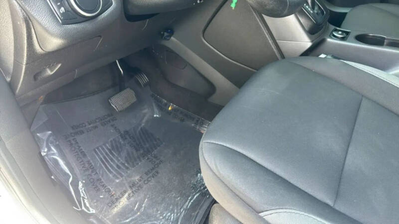 2016 Ford Escape S