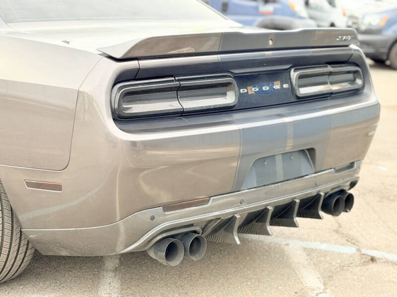 2015 Dodge Challenger SRT 392