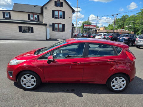 2013 Ford Fiesta SE