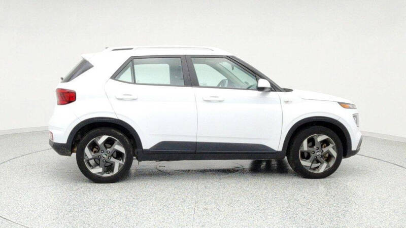 2021 Hyundai Venue SEL