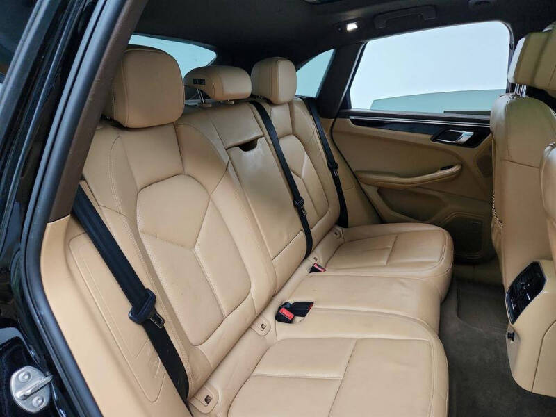 2016 Porsche Macan S