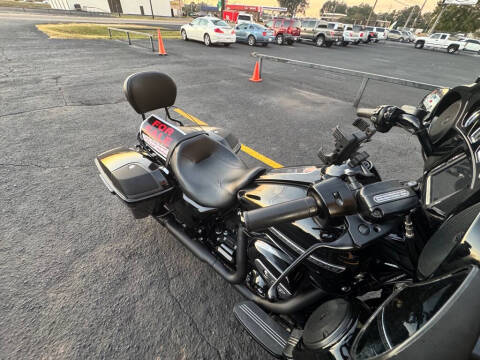 2018 Harley-Davidson Street Glide