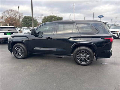 2023 Toyota Sequoia SR5