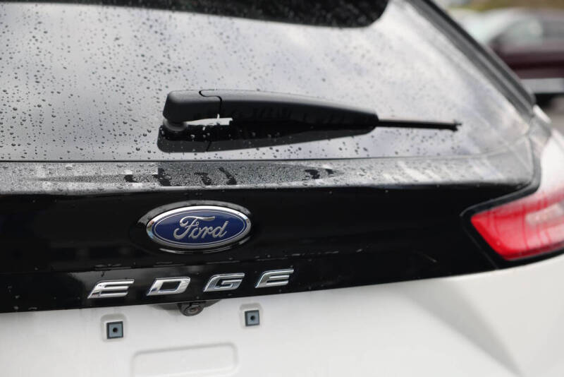 2022 Ford Edge ST