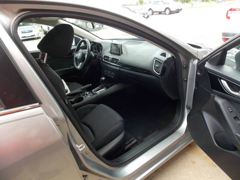 2015 Mazda MAZDA3 i Touring