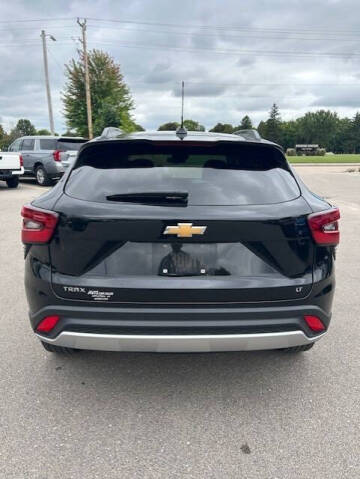 2024 Chevrolet Trax LT