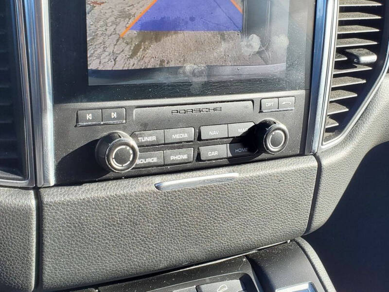 2017 Porsche Macan S