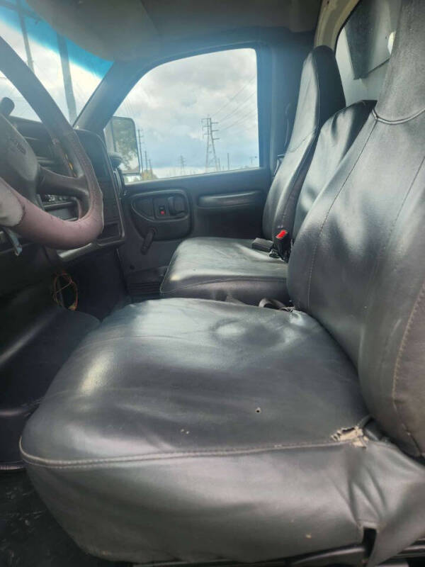 2005 GMC TopKick C5500