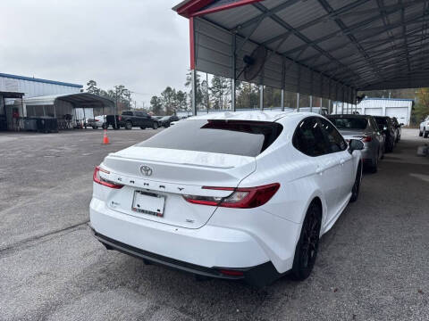 2025 Toyota Camry SE